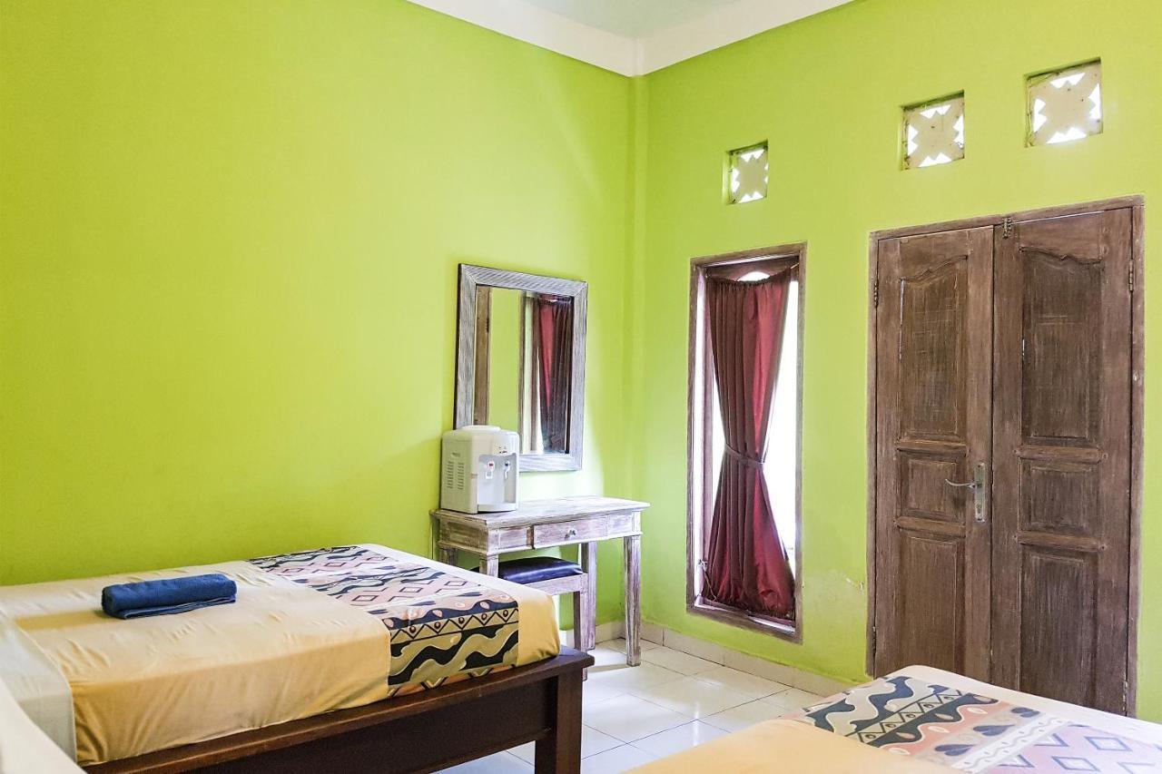 Oyo 3186 Thomas Garden Place Uluwatu Exteriör bild